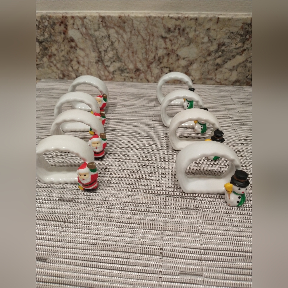 8 Vintage Christmas Ceramic Napkin Rings (4) Snow Man & (4) Santa Claus .